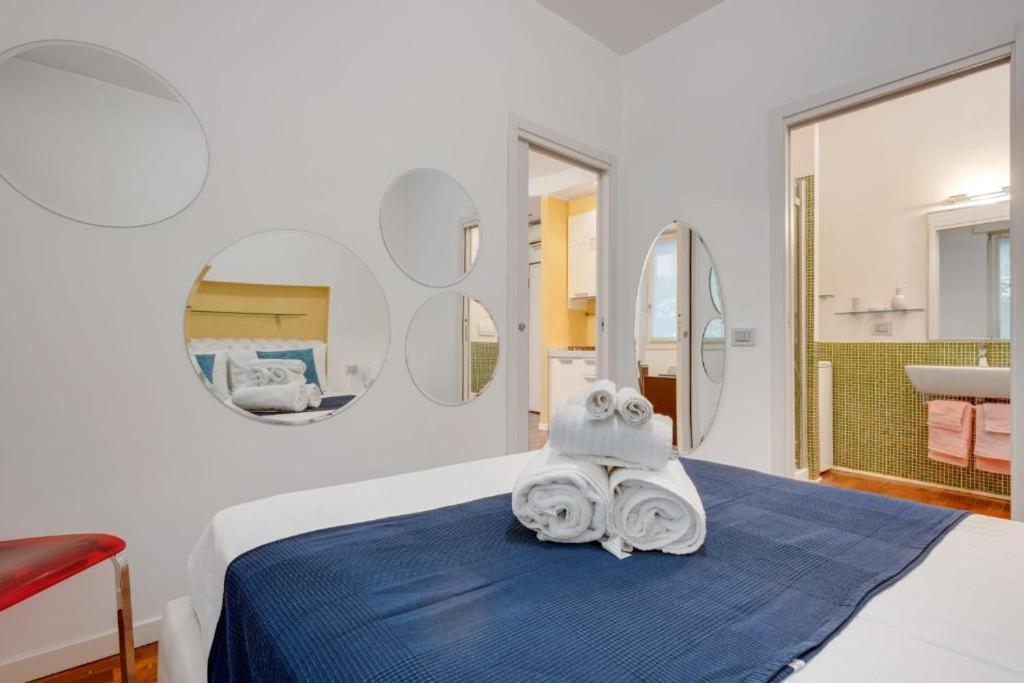 Amazing Apt In The Heart Of Pta Venezia Milan Luaran gambar
