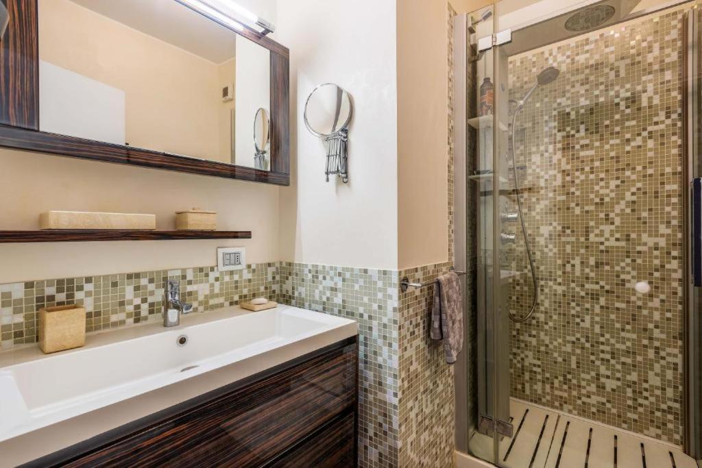 Amazing Apt In The Heart Of Pta Venezia Milan Luaran gambar