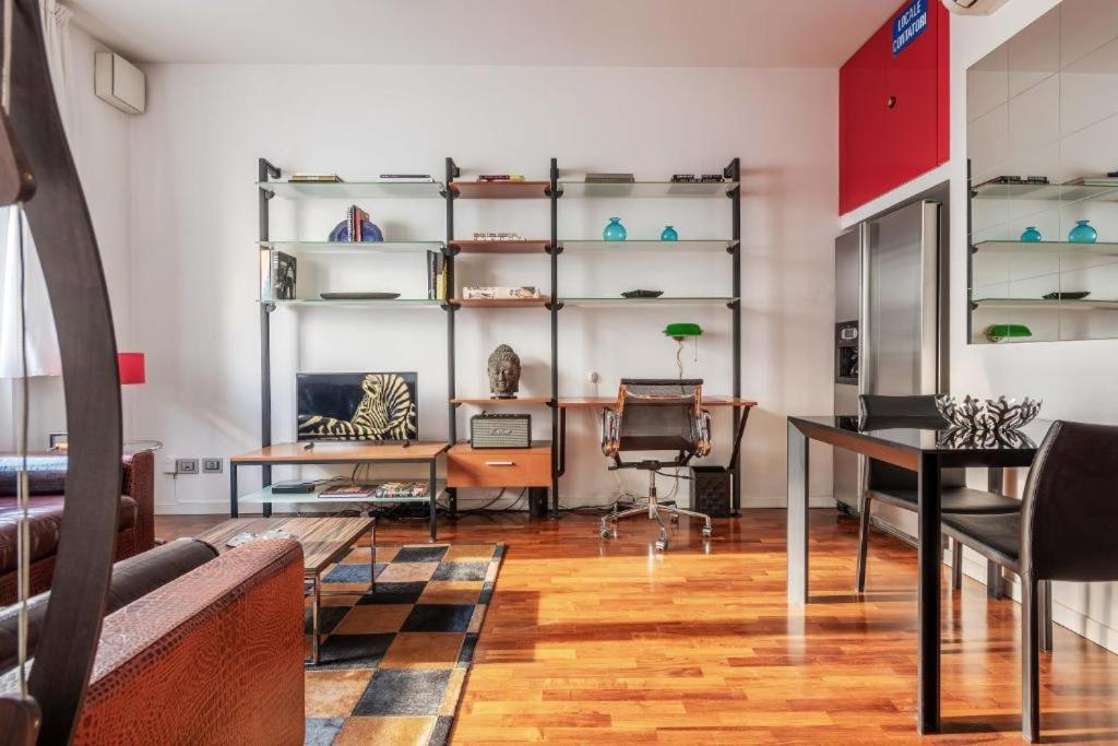Amazing Apt In The Heart Of Pta Venezia Milan Luaran gambar
