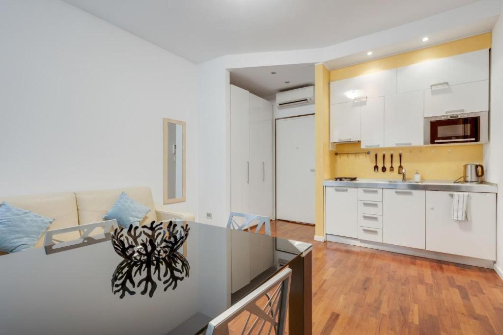 Amazing Apt In The Heart Of Pta Venezia Milan Luaran gambar