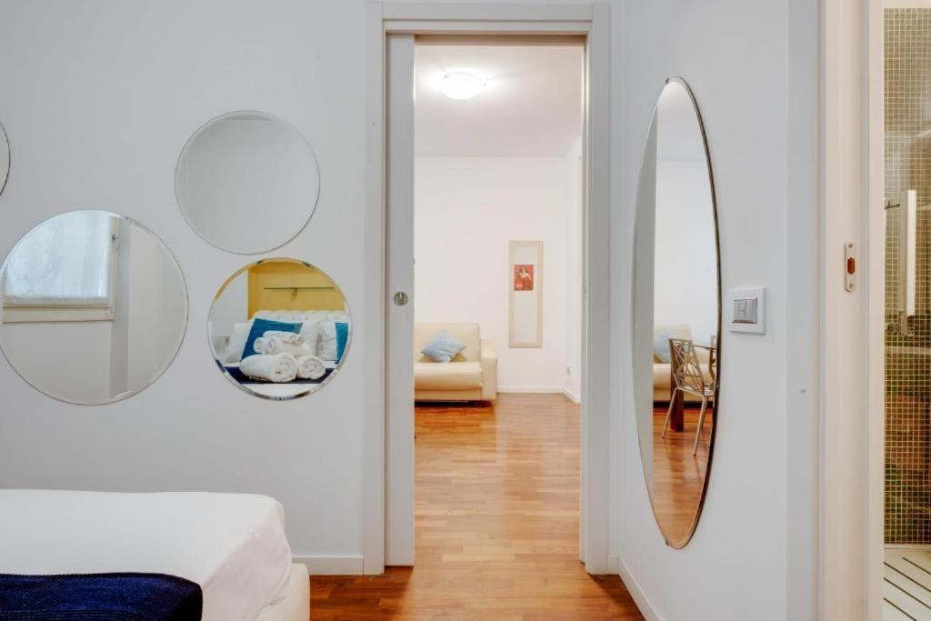 Amazing Apt In The Heart Of Pta Venezia Milan Luaran gambar